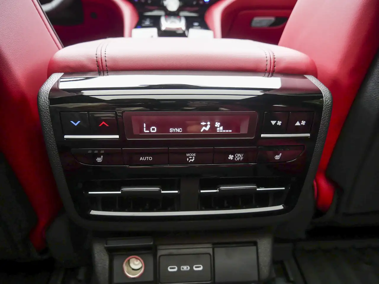 Acura MDX снимка Acura MDX