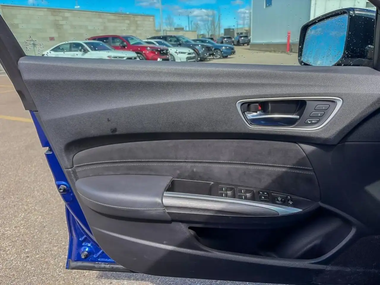 Acura TLX снимка Acura TLX
