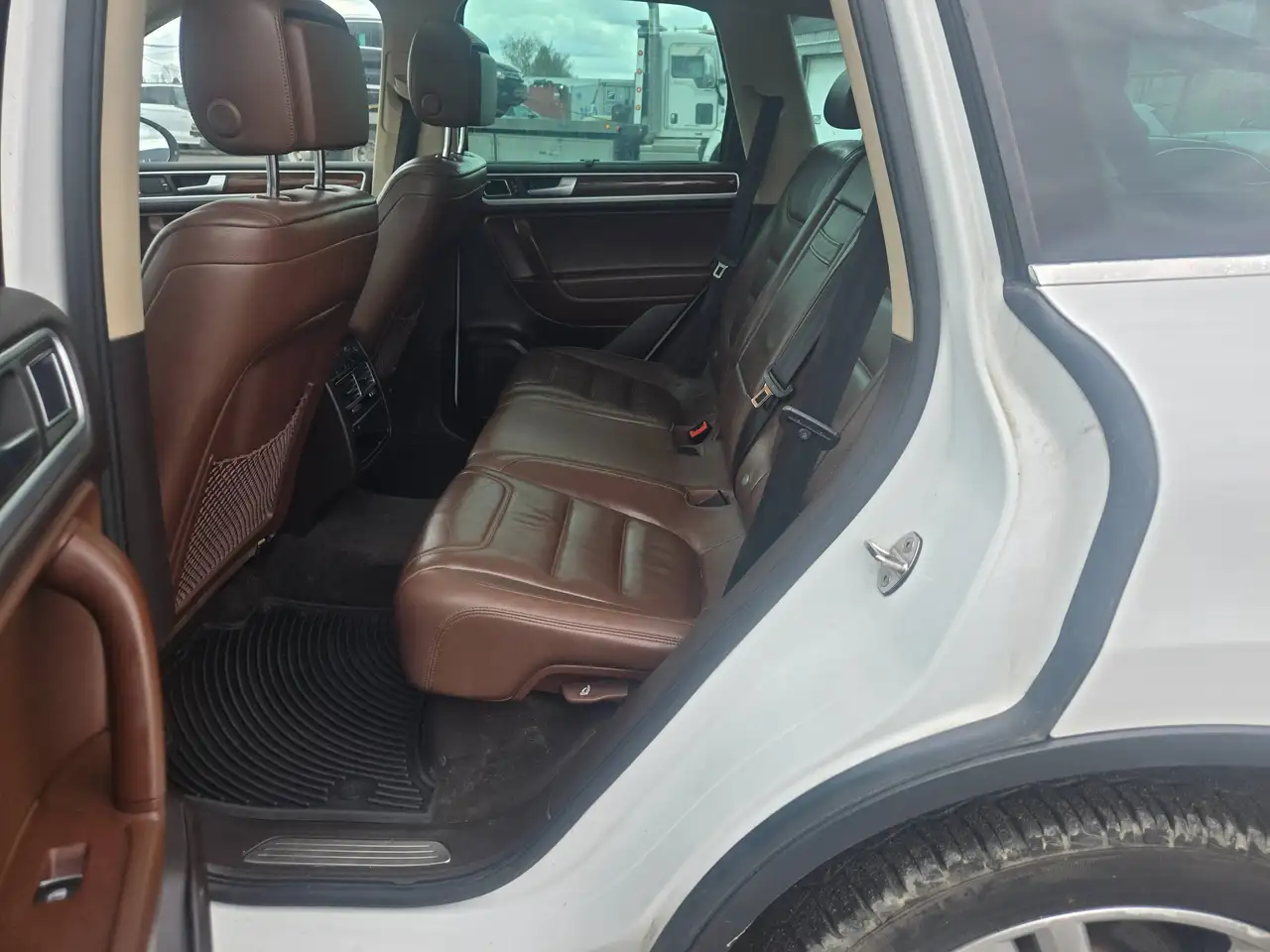 Volkswagen Touareg снимка Volkswagen Touareg