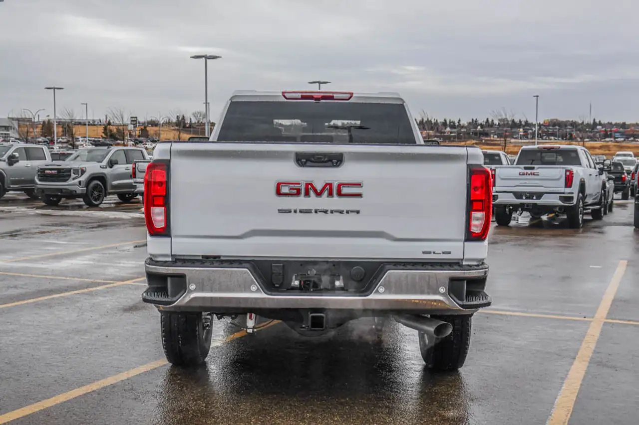 GMC Sierra 2500HD снимка GMC Sierra 2500HD