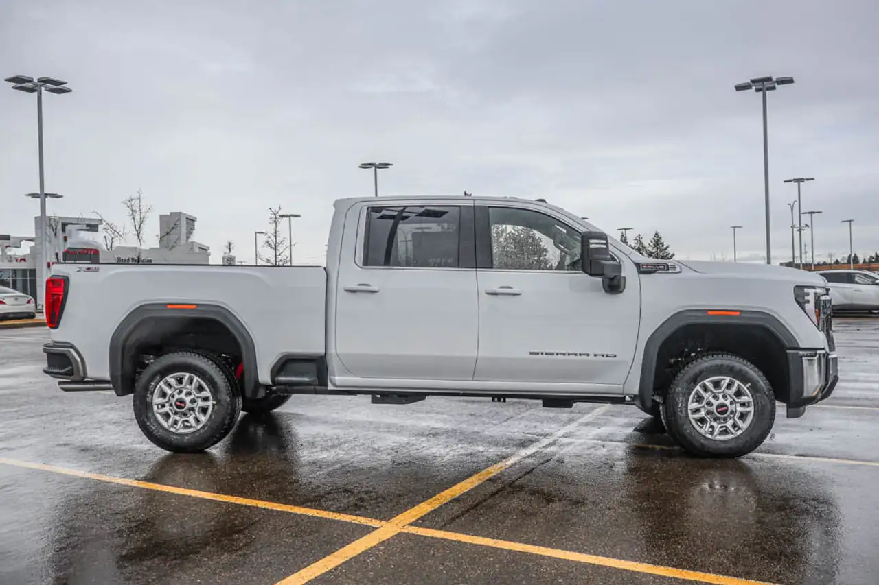 GMC Sierra 2500HD снимка GMC Sierra 2500HD