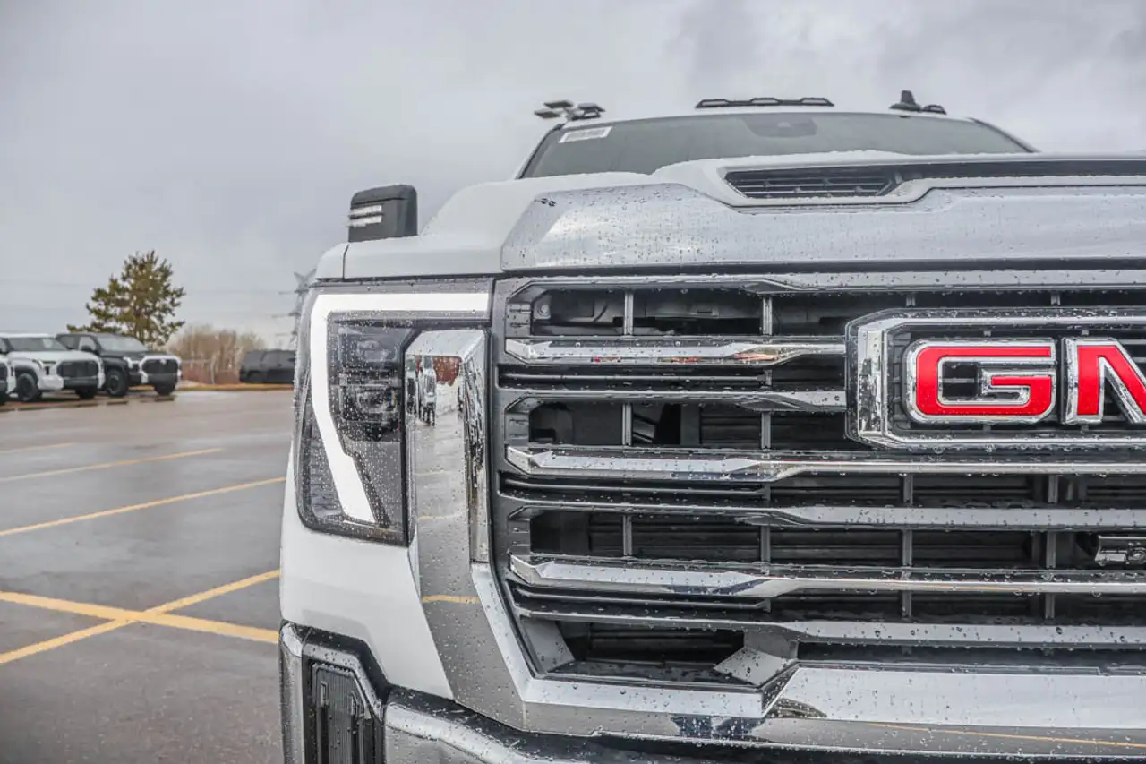 GMC Sierra 2500HD снимка GMC Sierra 2500HD