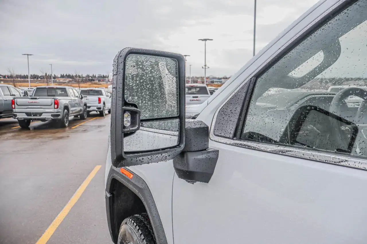 GMC Sierra 2500HD снимка GMC Sierra 2500HD