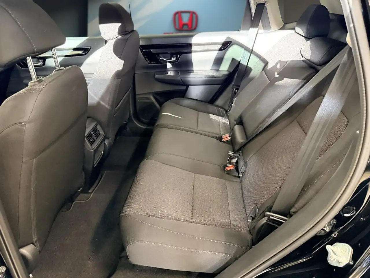 Honda CR-V photo Honda CR-V