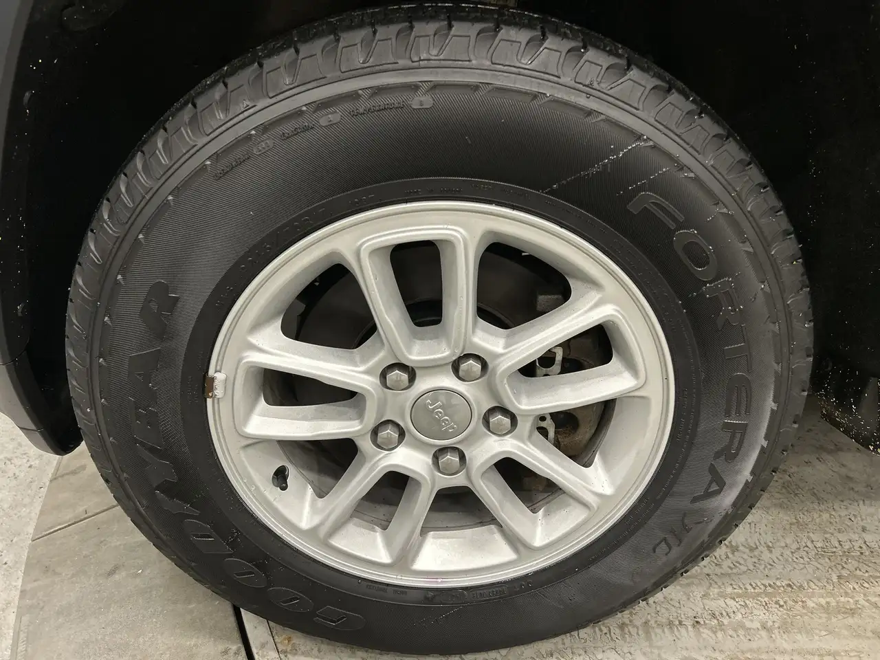 Jeep Grand Cherokee photo Jeep Grand Cherokee