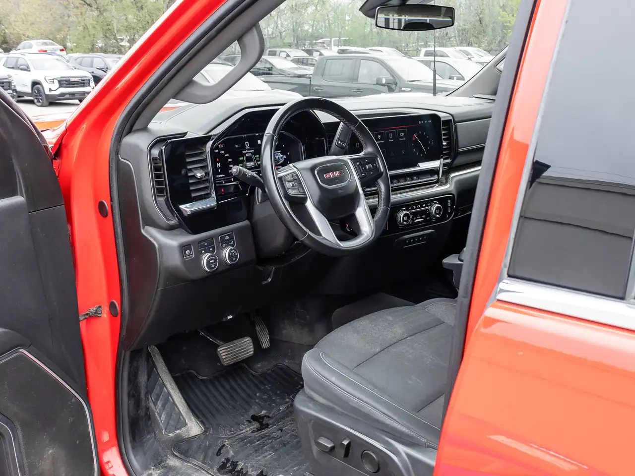 GMC Sierra 2500HD снимка GMC Sierra 2500HD