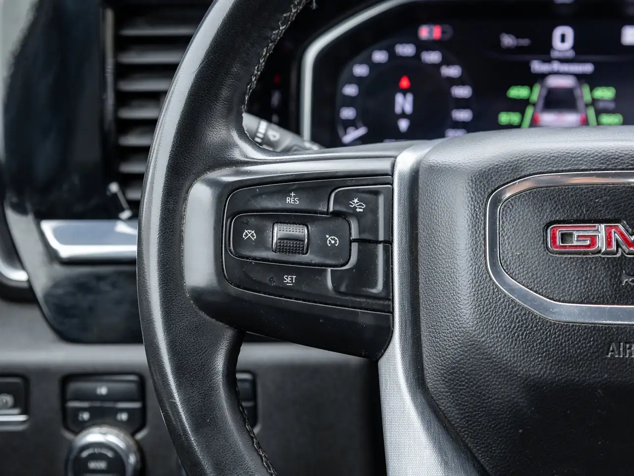 GMC Sierra 2500HD снимка GMC Sierra 2500HD