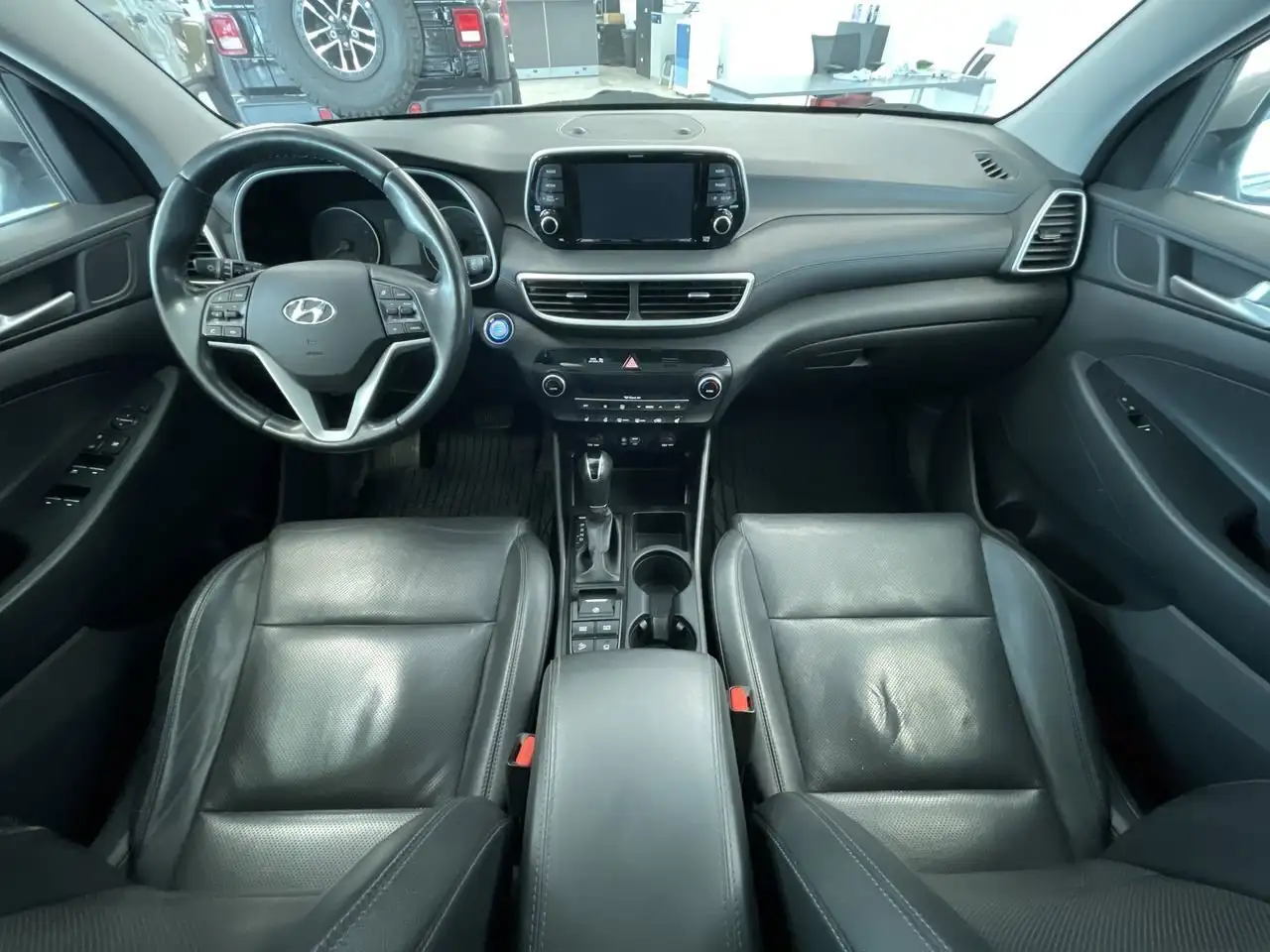 Hyundai TUCSON снимка Hyundai TUCSON