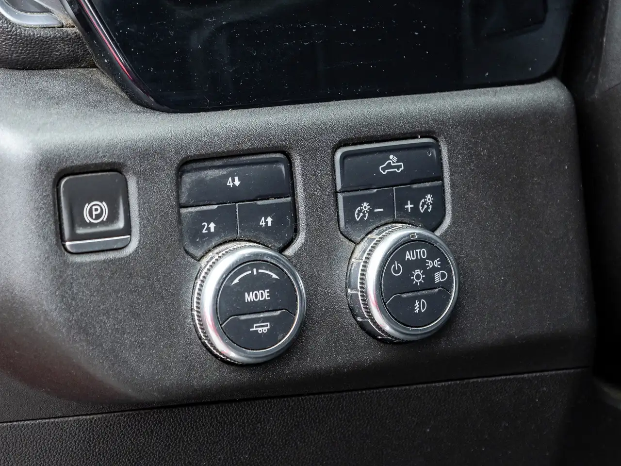 GMC Sierra 2500HD снимка GMC Sierra 2500HD