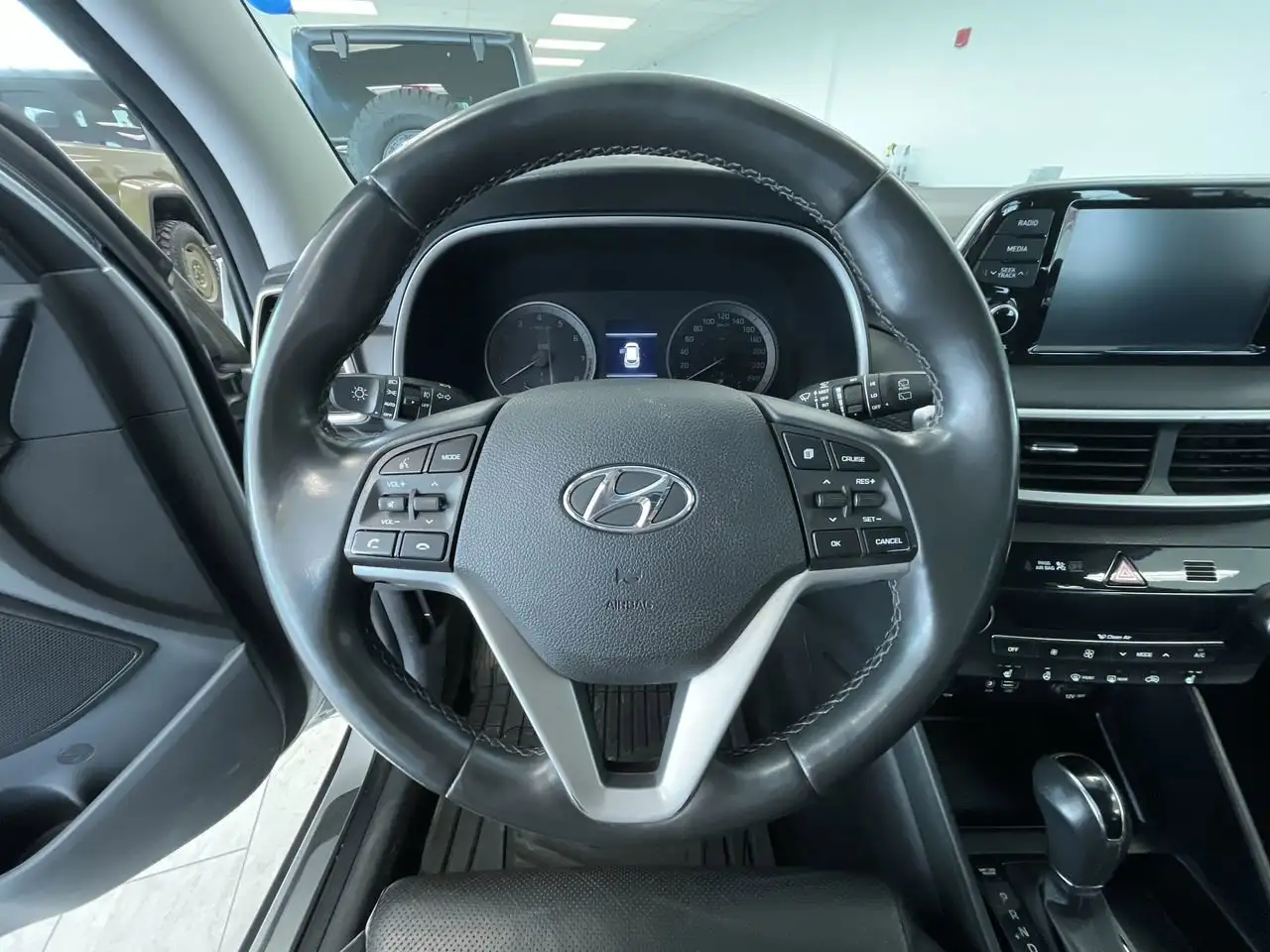 Hyundai TUCSON снимка Hyundai TUCSON