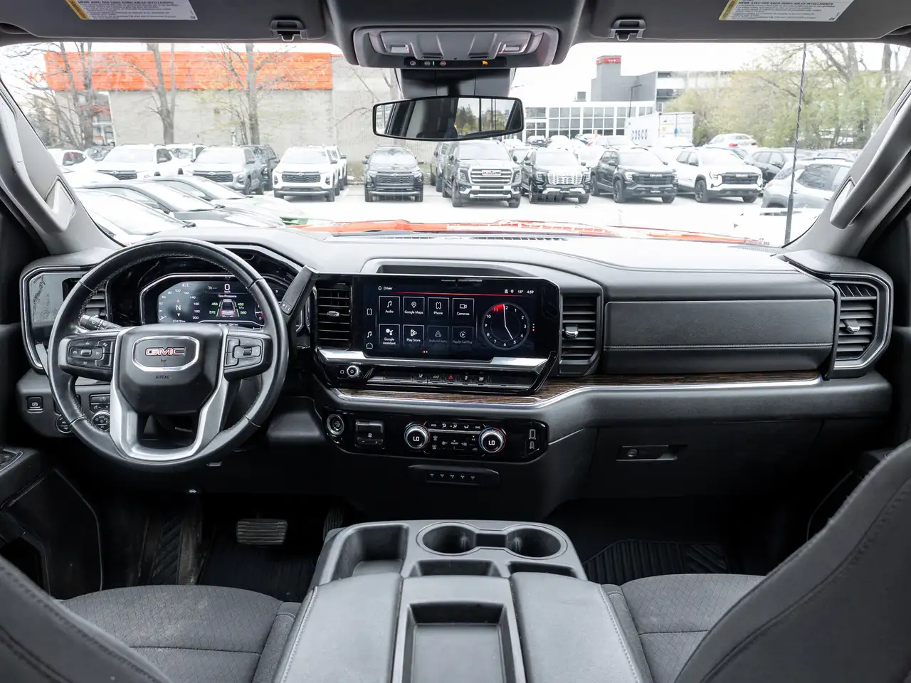 GMC Sierra 2500HD снимка GMC Sierra 2500HD