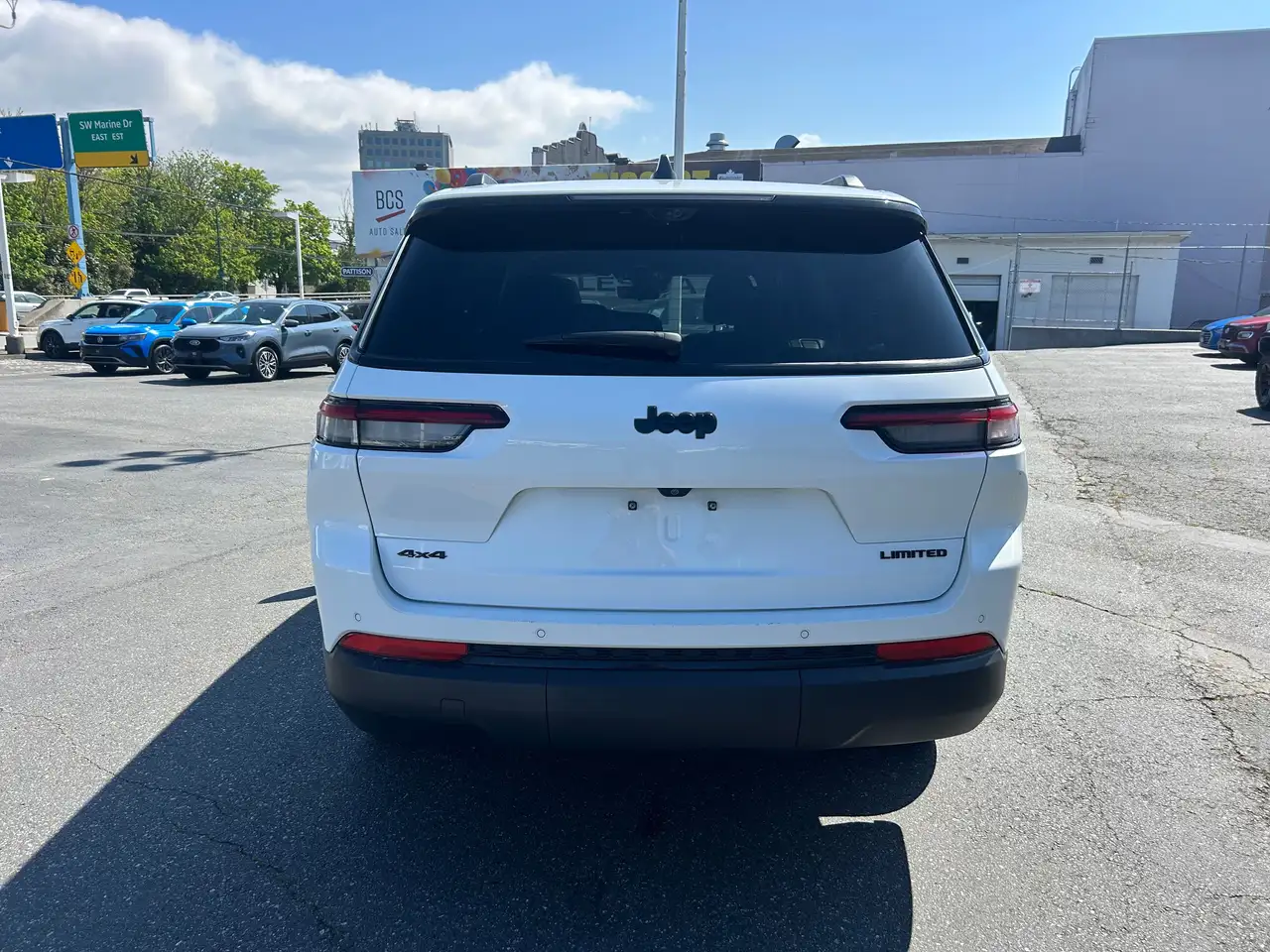 Jeep Grand Cherokee снимка Jeep Grand Cherokee