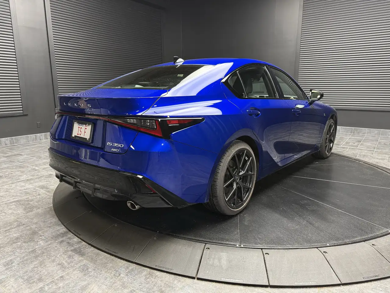 Lexus IS снимка Lexus IS
