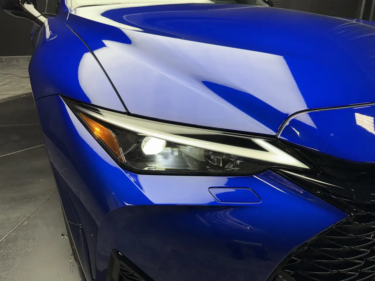Lexus IS снимка Lexus IS