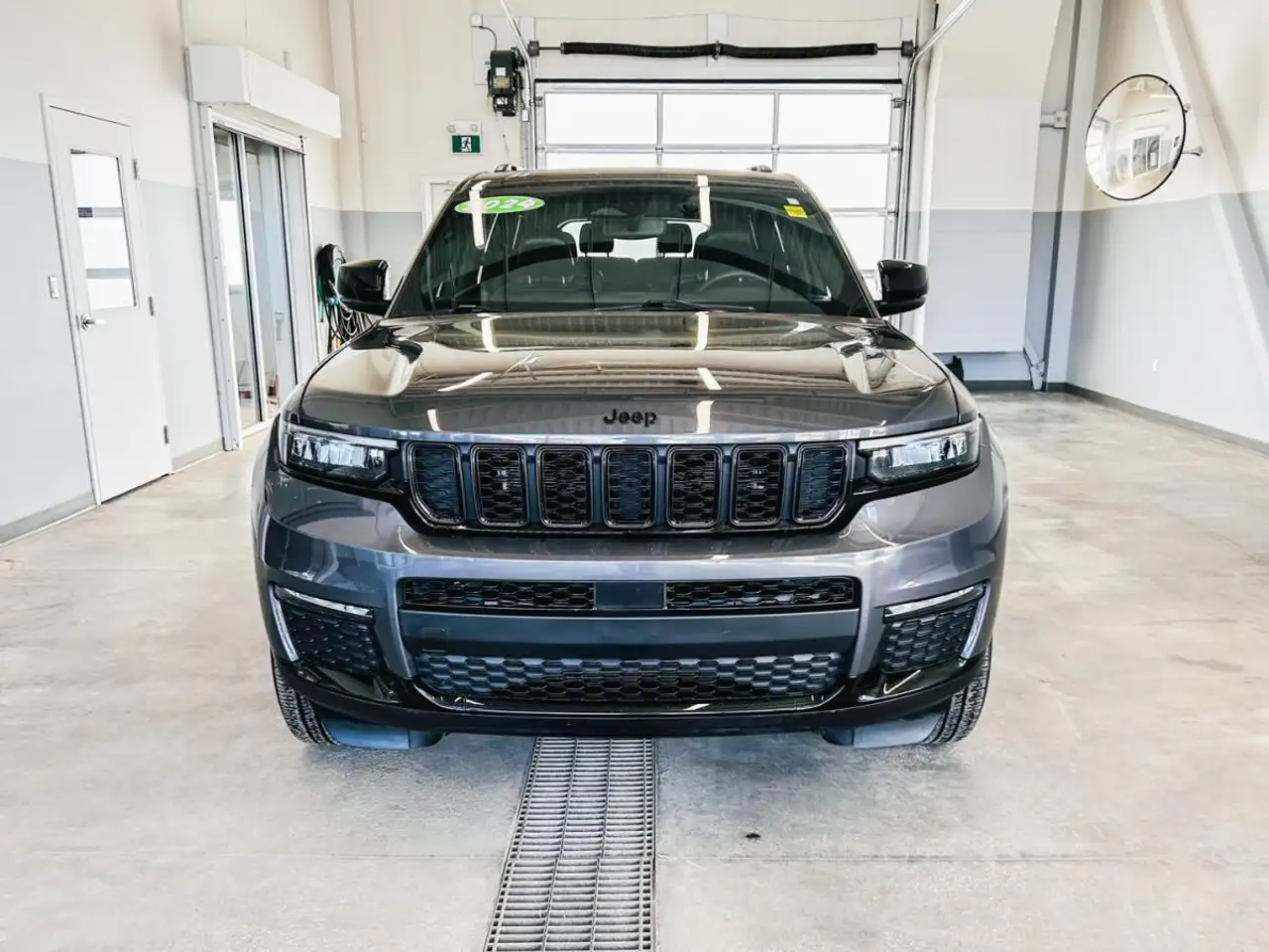 Jeep Grand Cherokee снимка Jeep Grand Cherokee