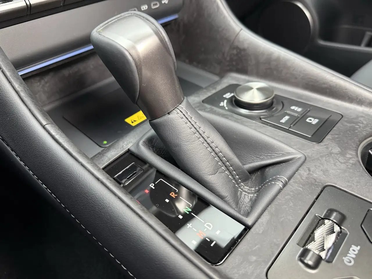 Lexus IS снимка Lexus IS