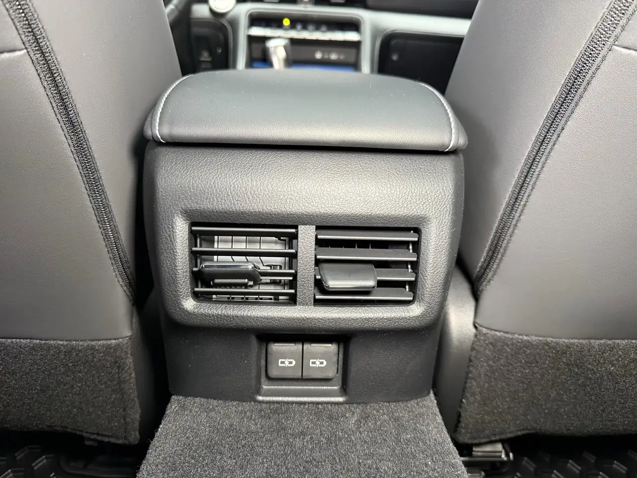 Lexus IS снимка Lexus IS