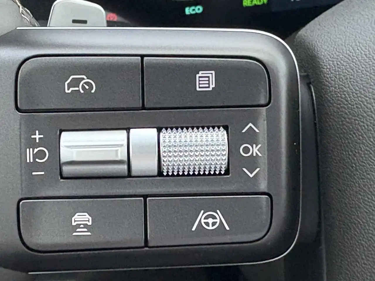 Hyundai PALISADE Hybrid снимка Hyundai PALISADE Hybrid