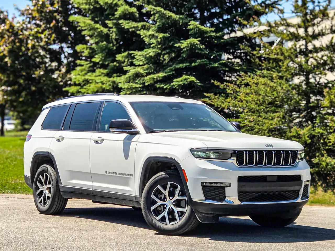 Jeep Grand Cherokee снимка Jeep Grand Cherokee