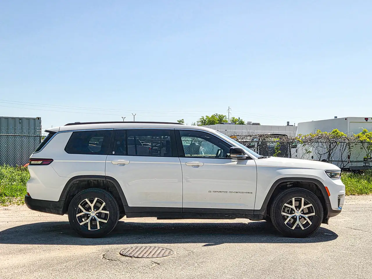 Jeep Grand Cherokee снимка Jeep Grand Cherokee