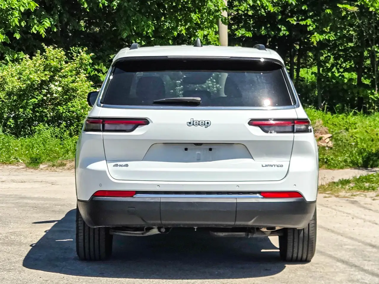 Jeep Grand Cherokee снимка Jeep Grand Cherokee