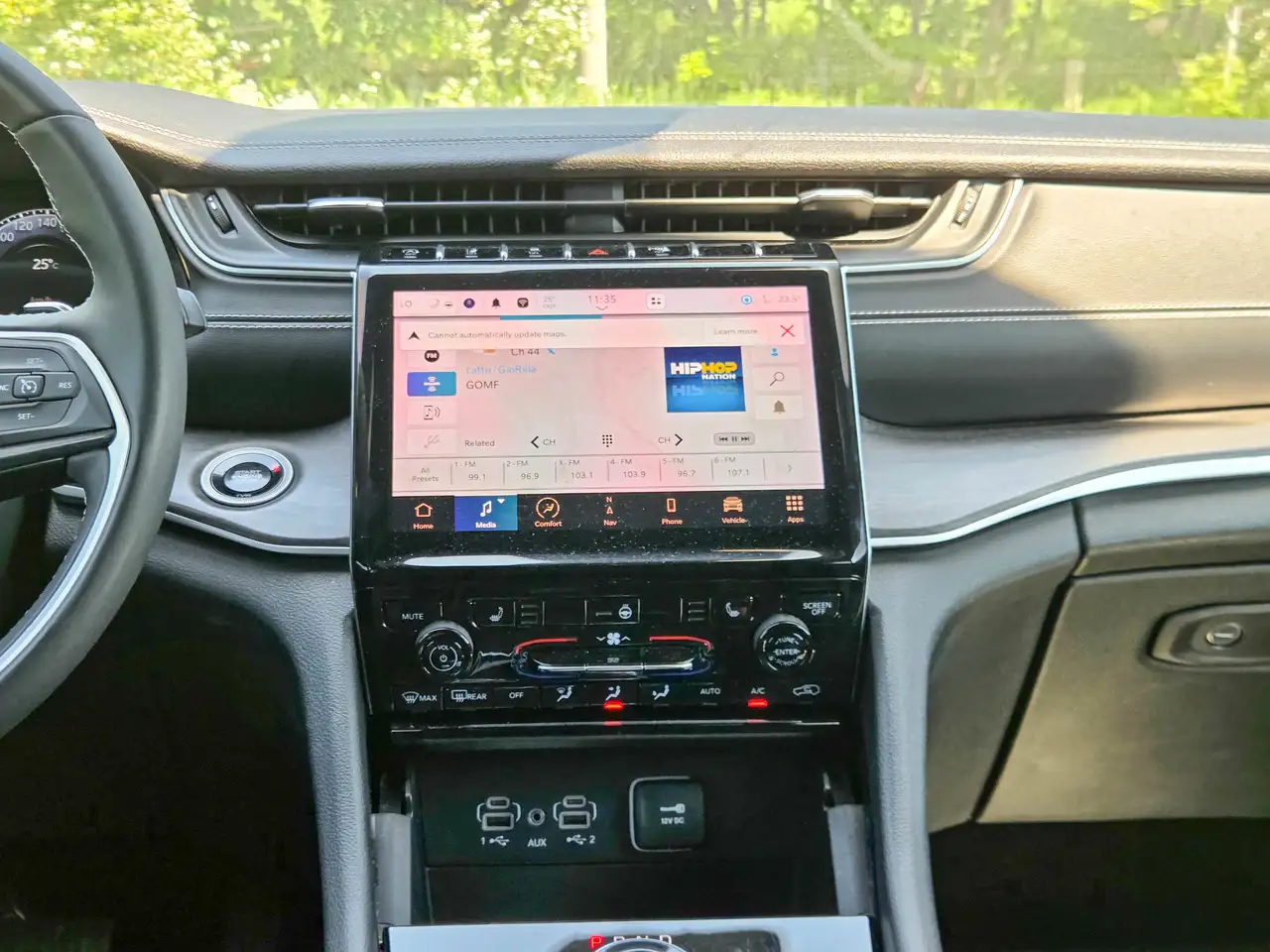 Jeep Grand Cherokee снимка Jeep Grand Cherokee
