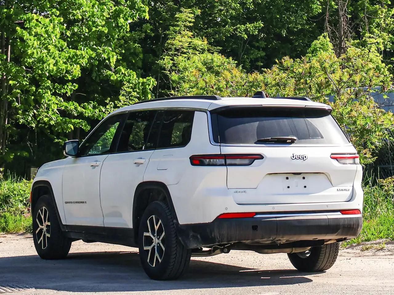 Jeep Grand Cherokee снимка Jeep Grand Cherokee