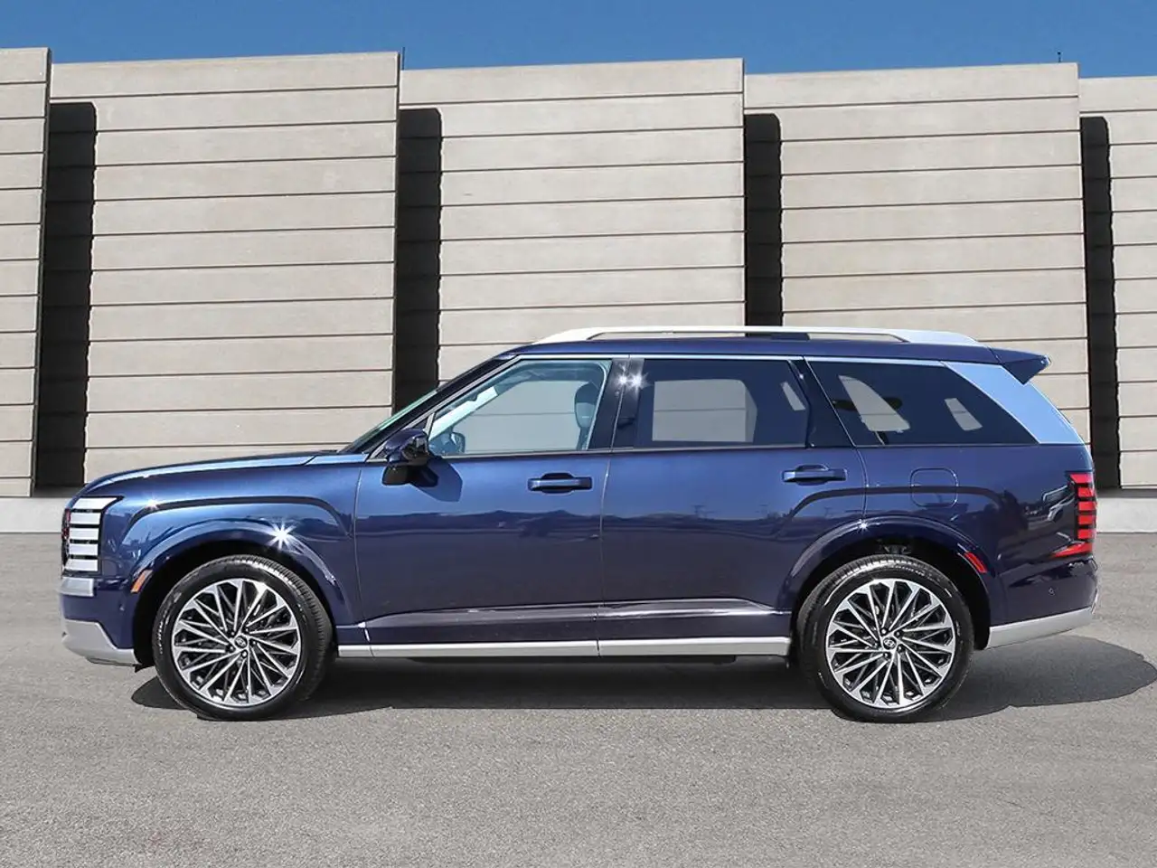 Hyundai PALISADE Hybrid снимка Hyundai PALISADE Hybrid