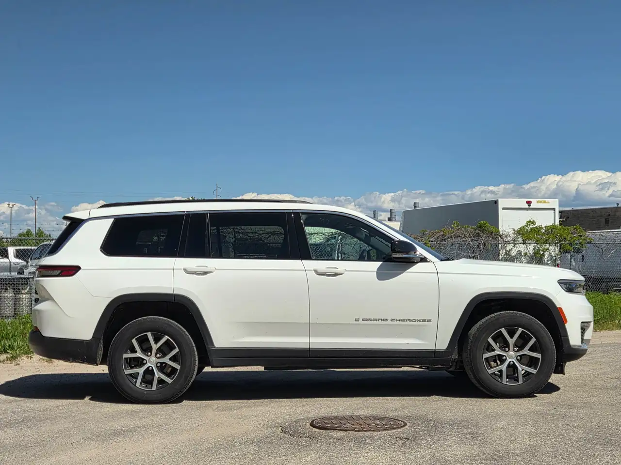 Jeep Grand Cherokee снимка Jeep Grand Cherokee