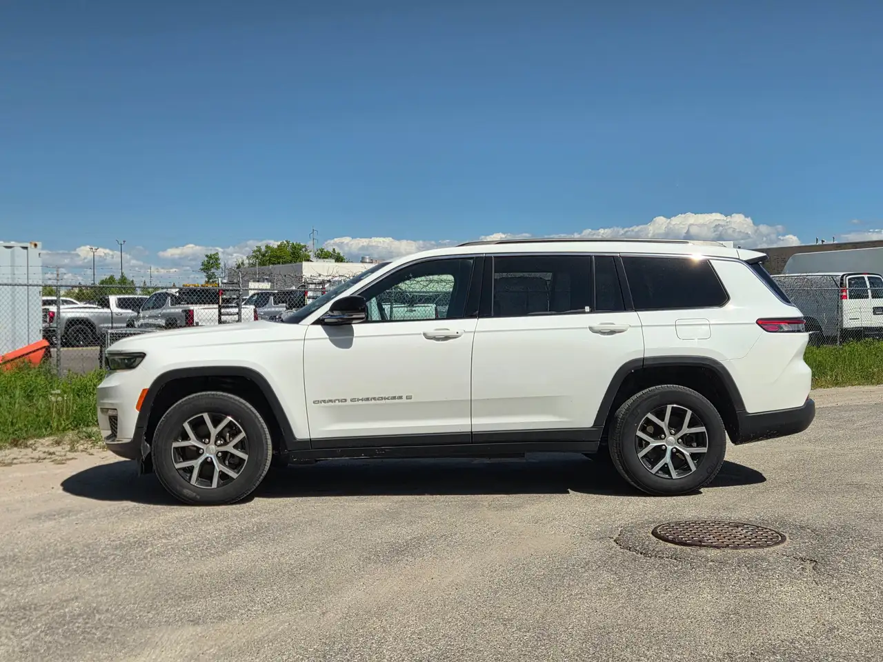 Jeep Grand Cherokee снимка Jeep Grand Cherokee