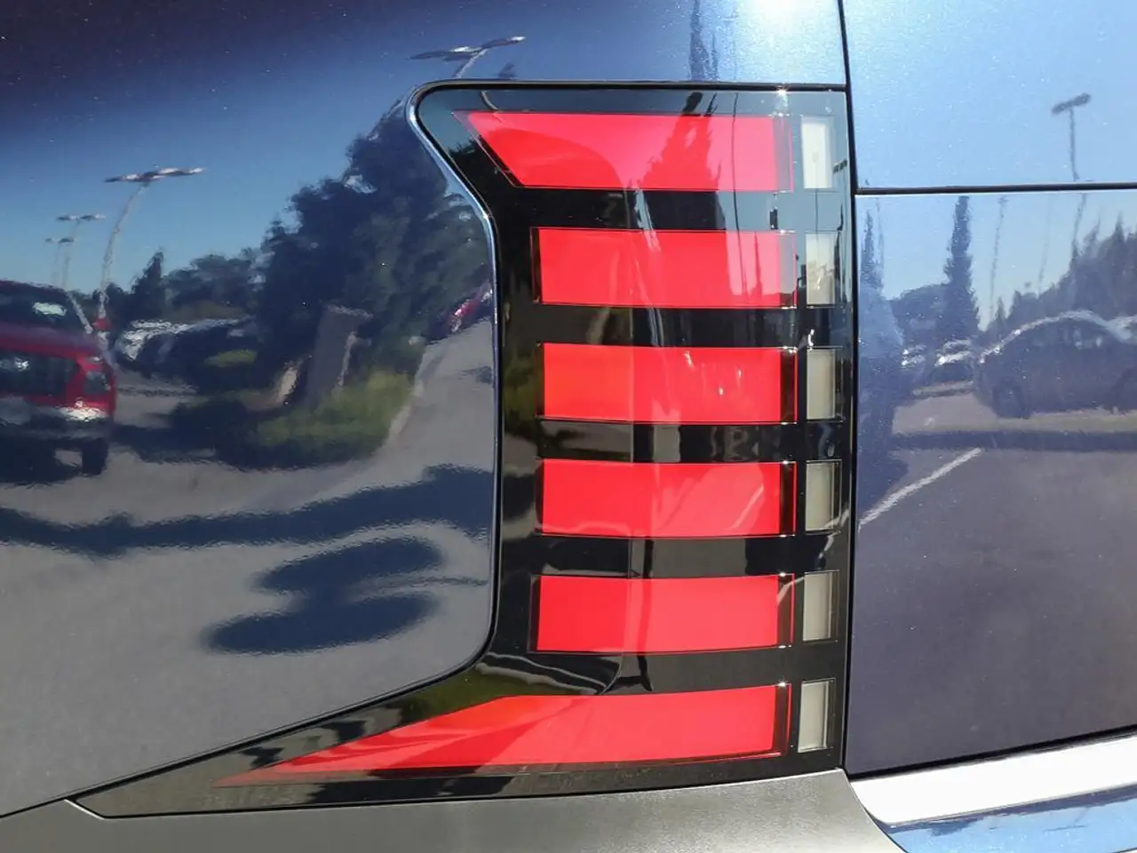 Hyundai PALISADE Hybrid снимка Hyundai PALISADE Hybrid