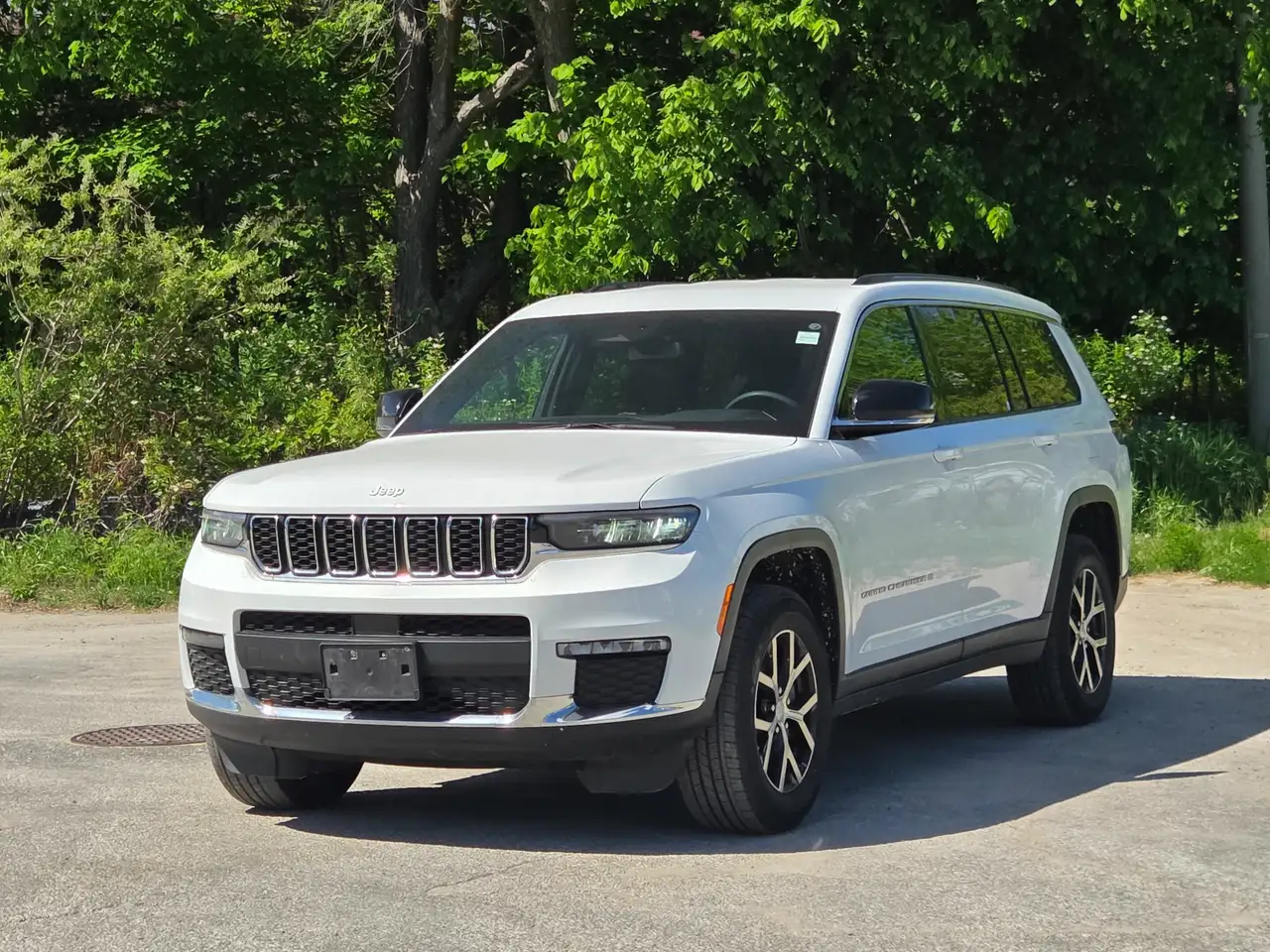 Jeep Grand Cherokee снимка Jeep Grand Cherokee