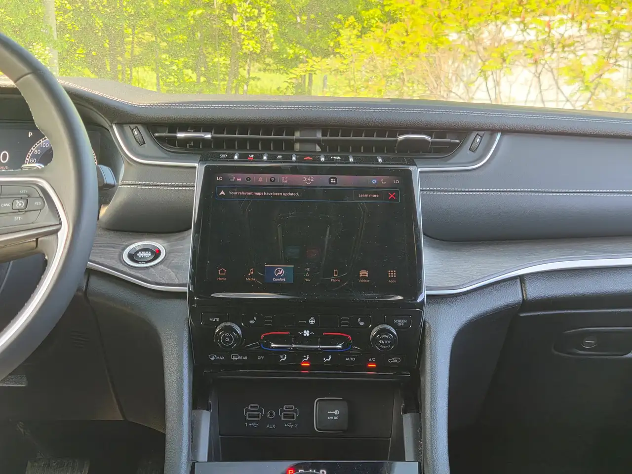 Jeep Grand Cherokee снимка Jeep Grand Cherokee