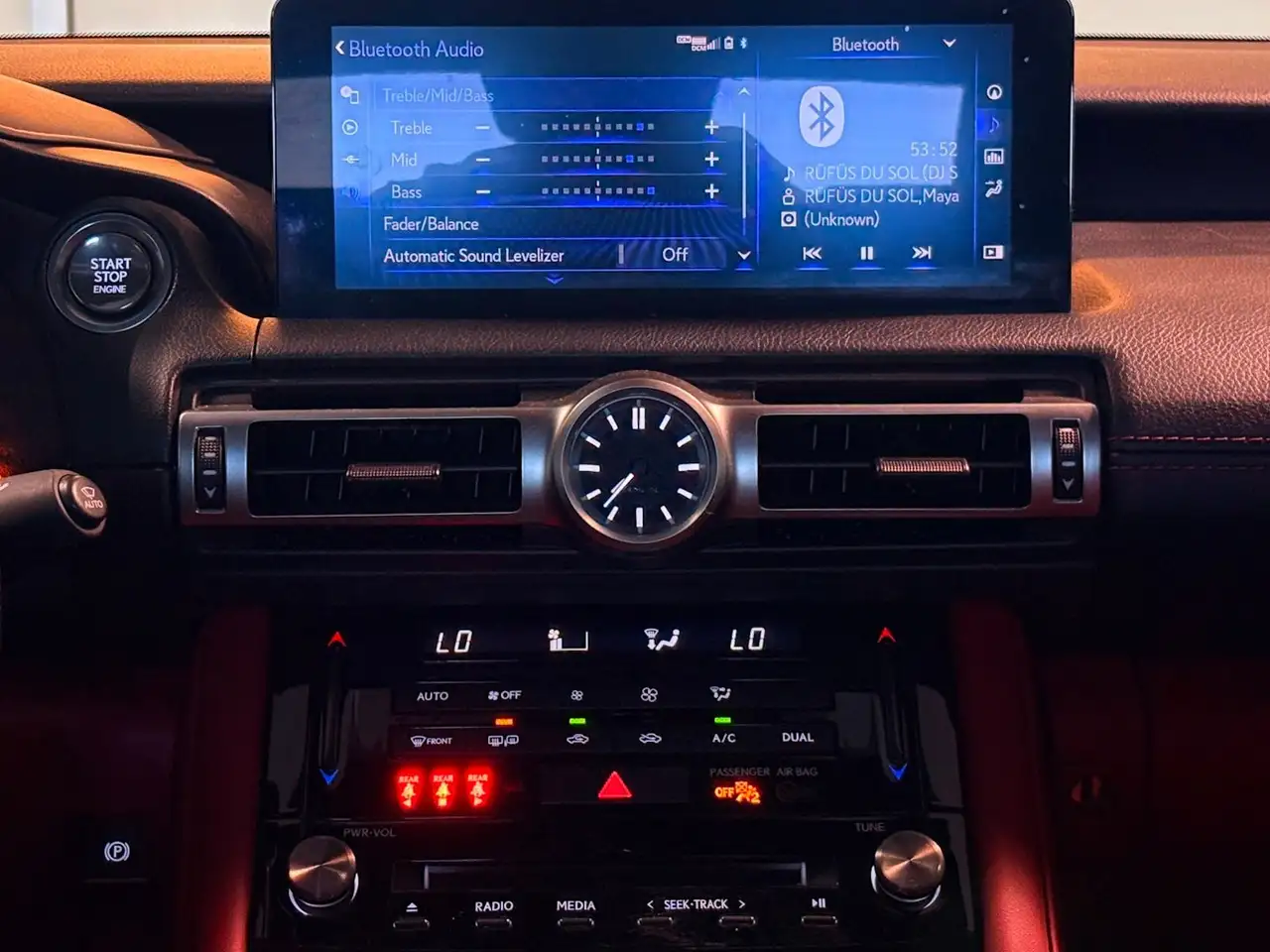 Lexus IS снимка Lexus IS