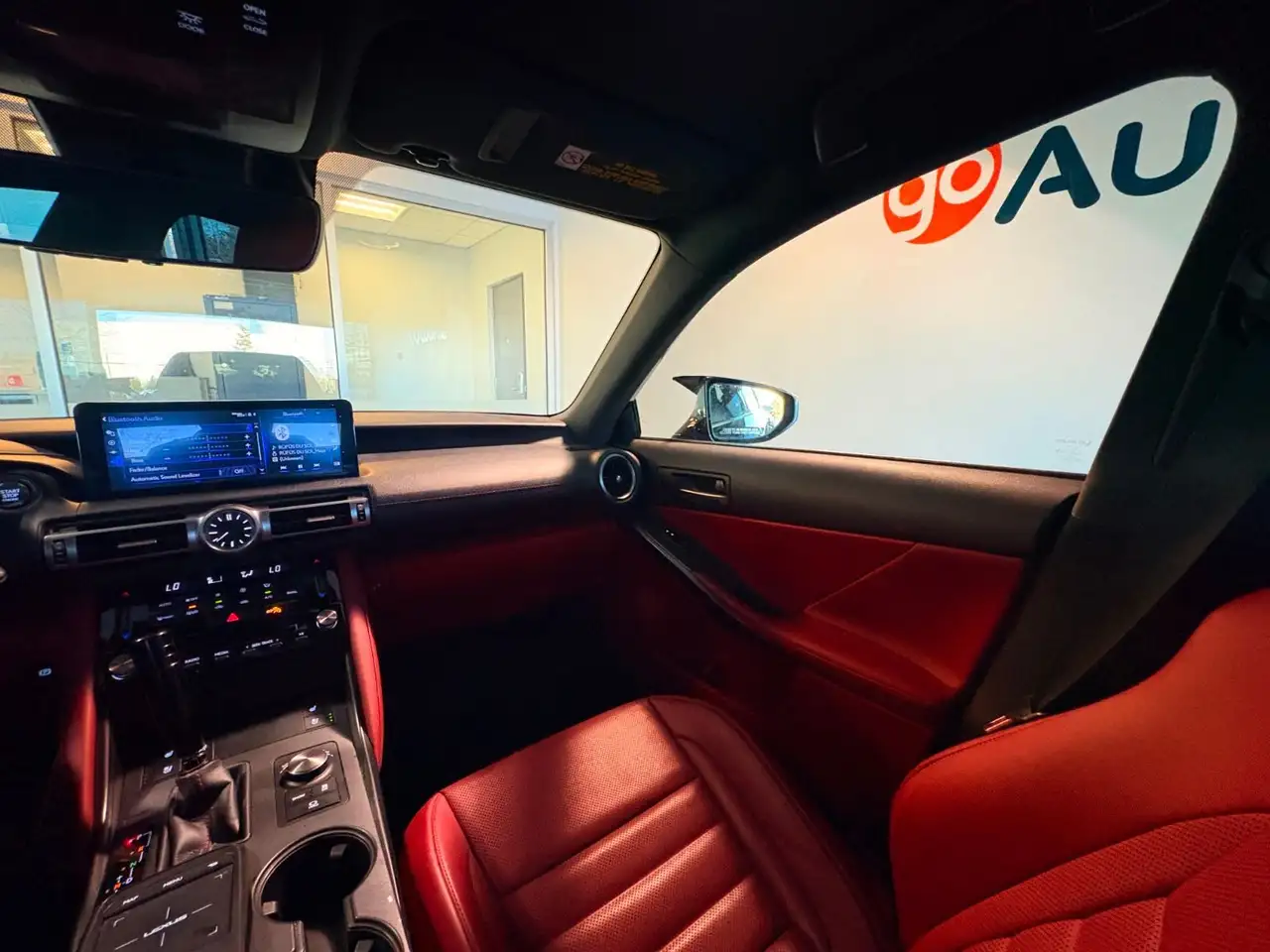 Lexus IS снимка Lexus IS