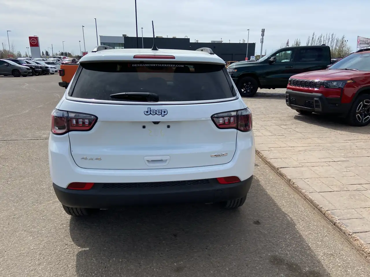 Jeep Compass photo Jeep Compass