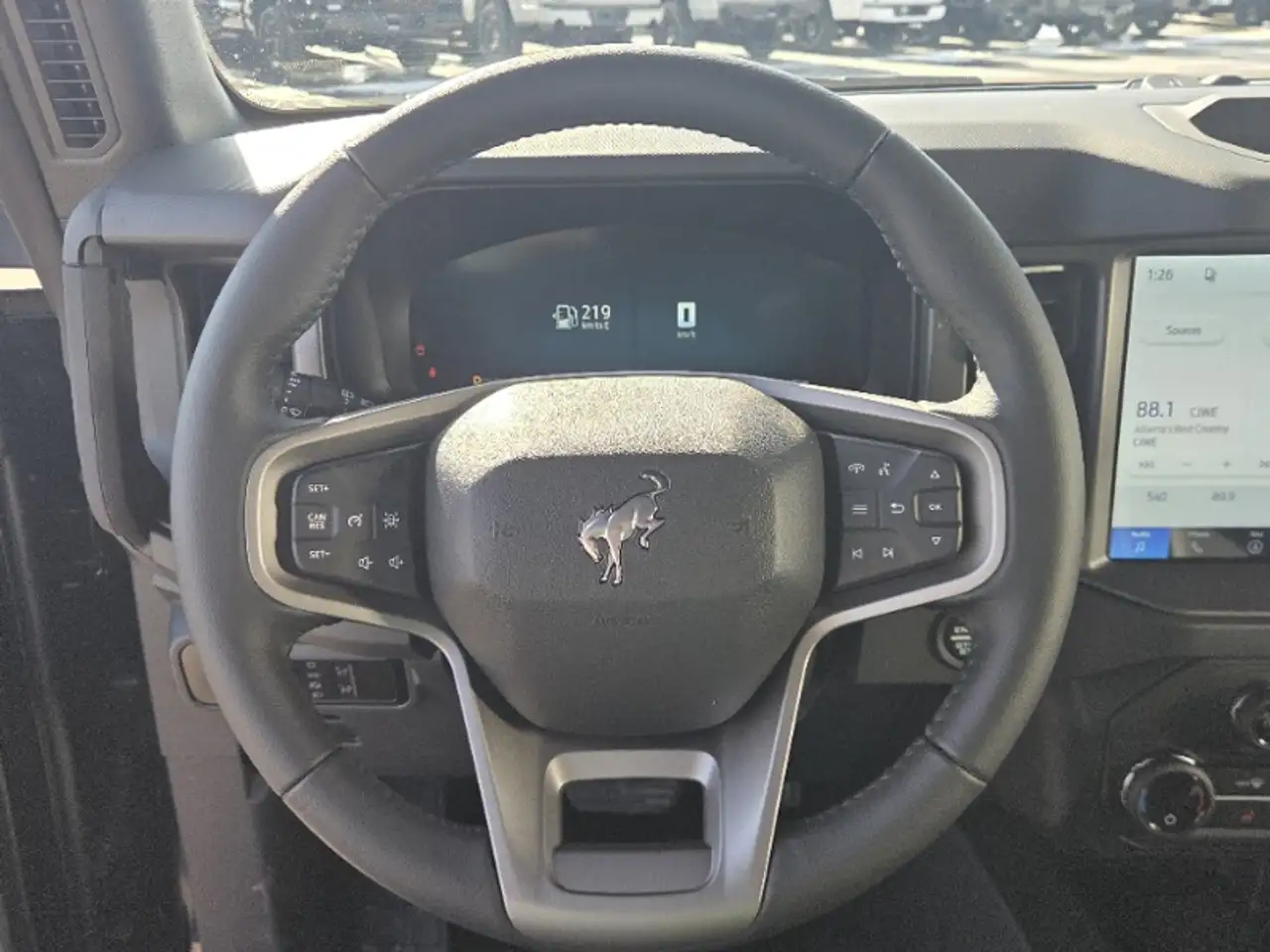 Ford Bronco photo Ford Bronco