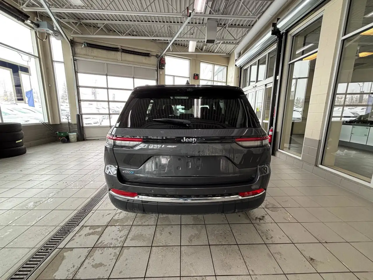 Jeep Grand Cherokee снимка Jeep Grand Cherokee