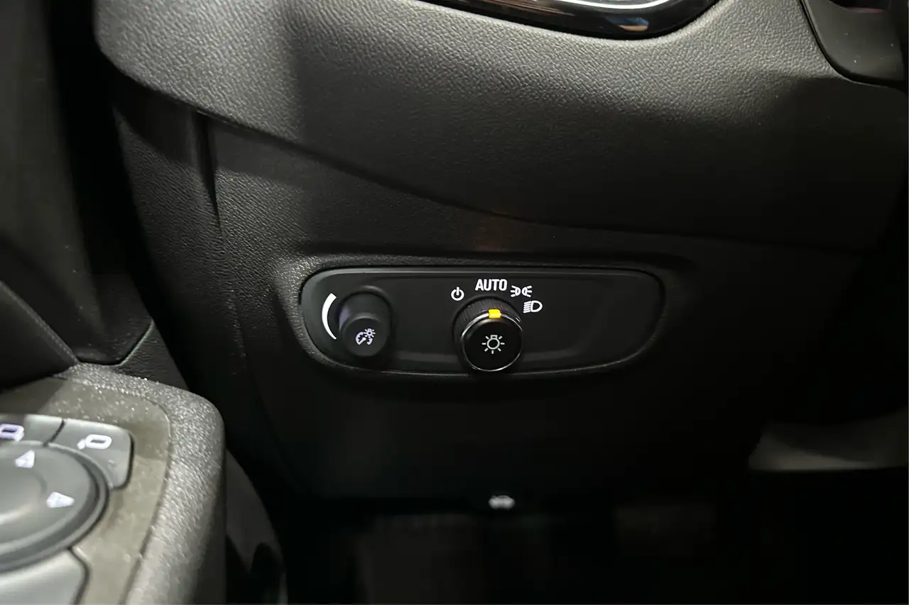 Chevrolet Equinox photo Chevrolet Equinox