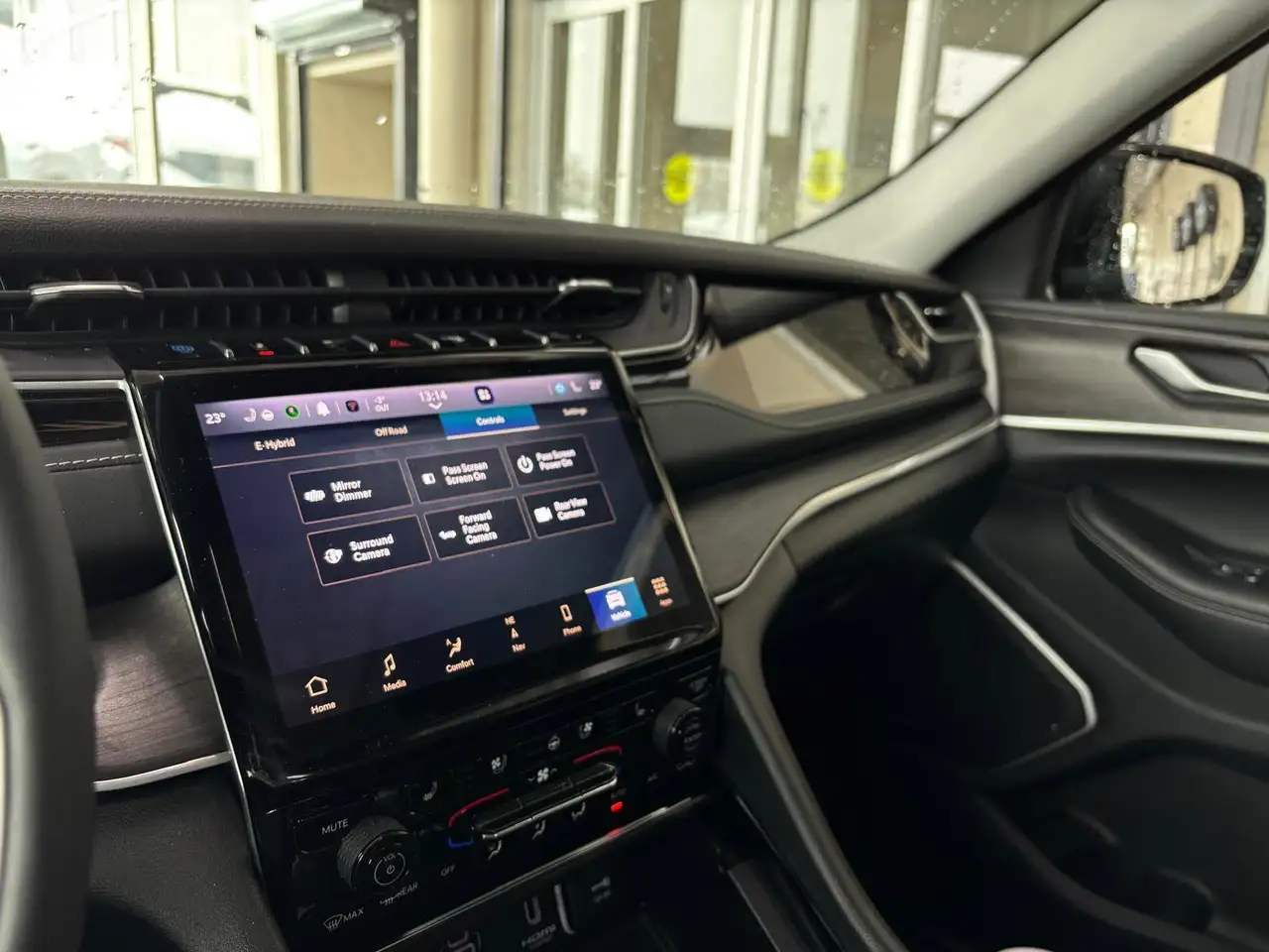 Jeep Grand Cherokee снимка Jeep Grand Cherokee