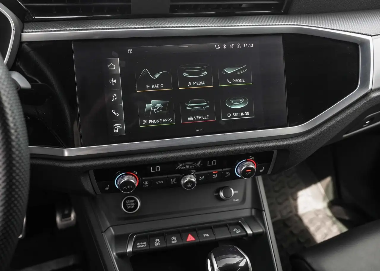 Lexus UX снимка Lexus UX