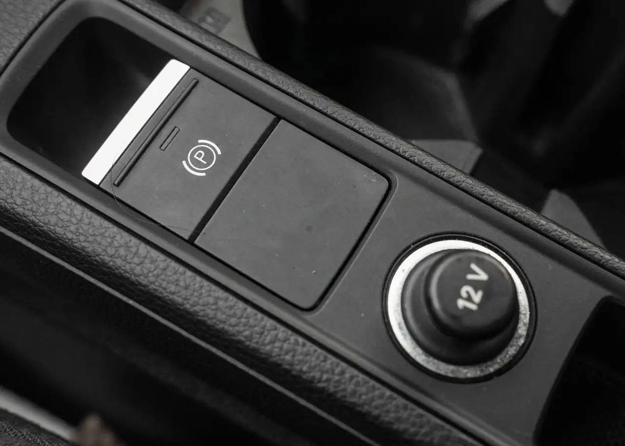 Lexus UX снимка Lexus UX