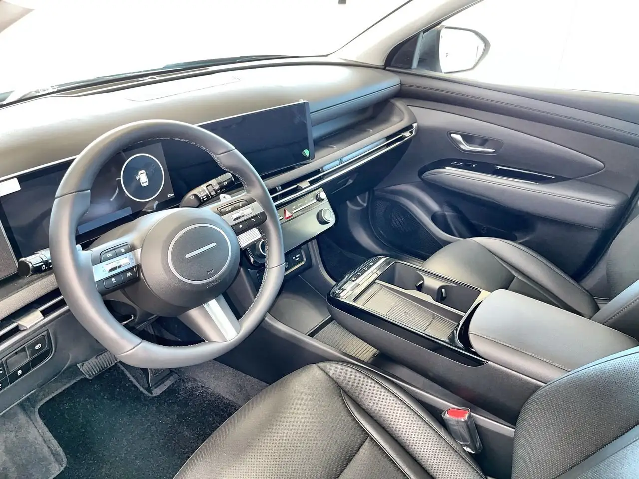 Hyundai TUCSON снимка Hyundai TUCSON
