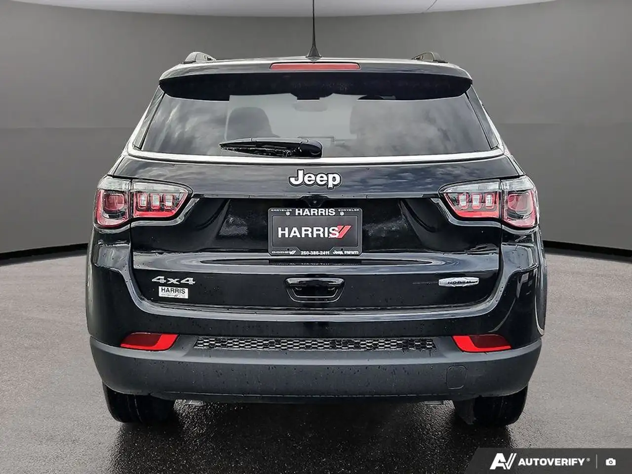 Jeep Compass photo Jeep Compass