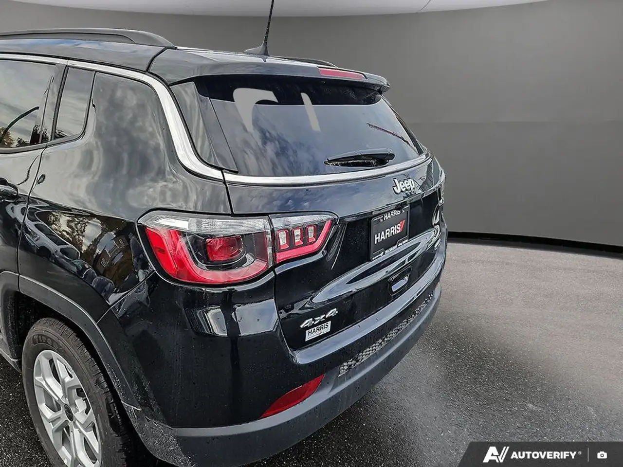 Jeep Compass photo Jeep Compass