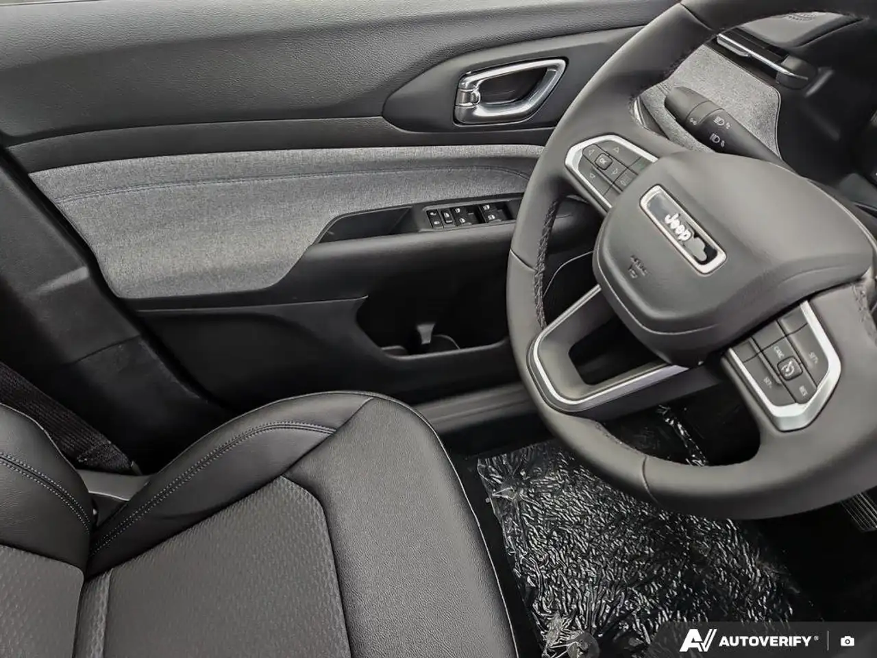 Jeep Compass photo Jeep Compass