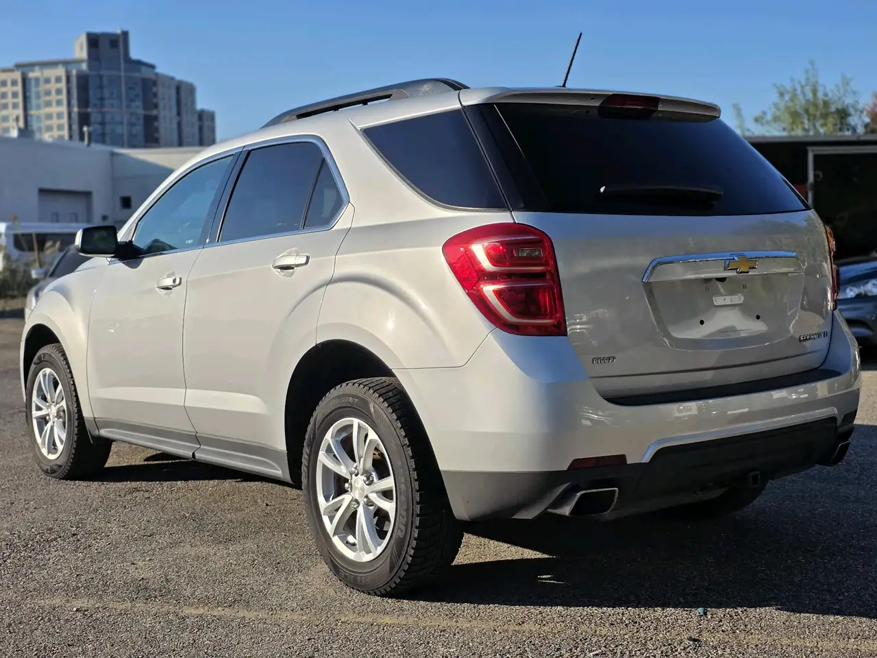 Chevrolet Equinox снимка Chevrolet Equinox