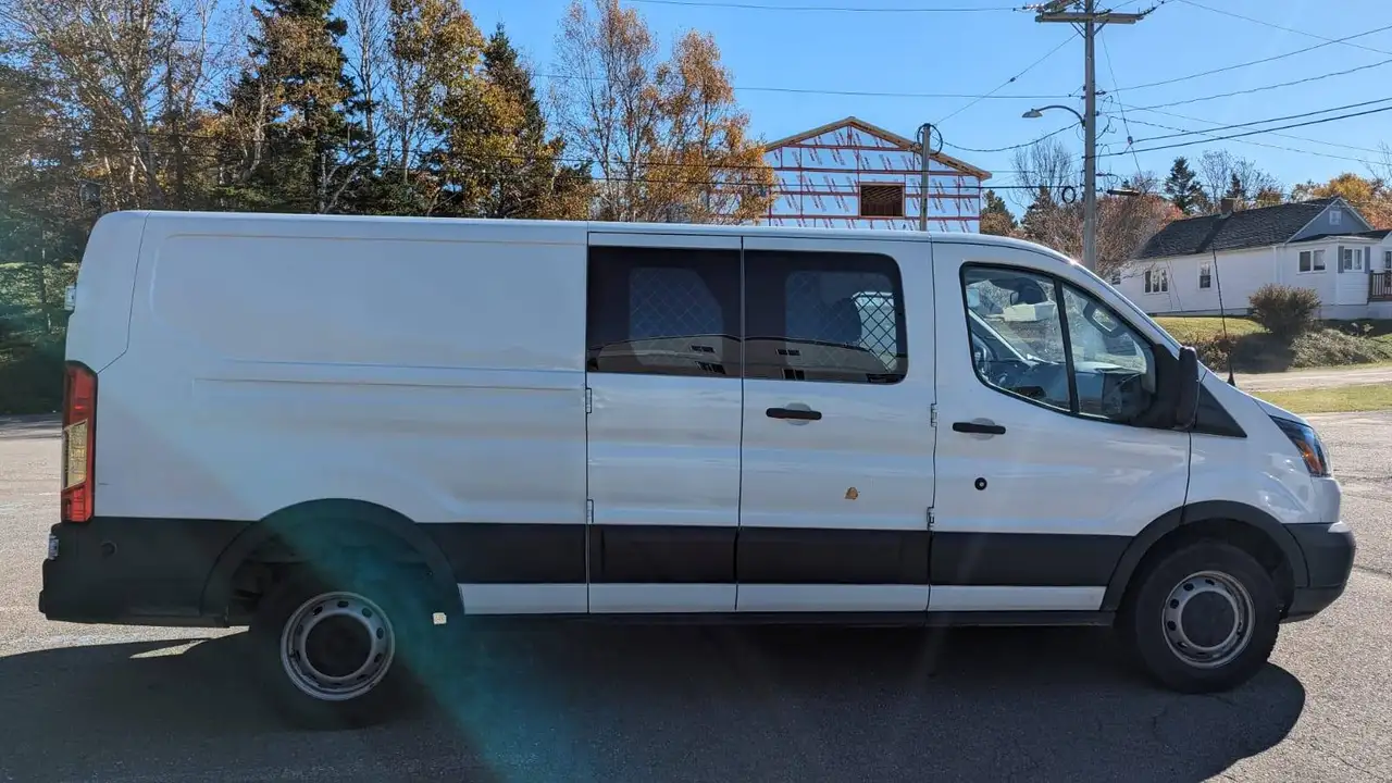 Ford Transit снимка Ford Transit
