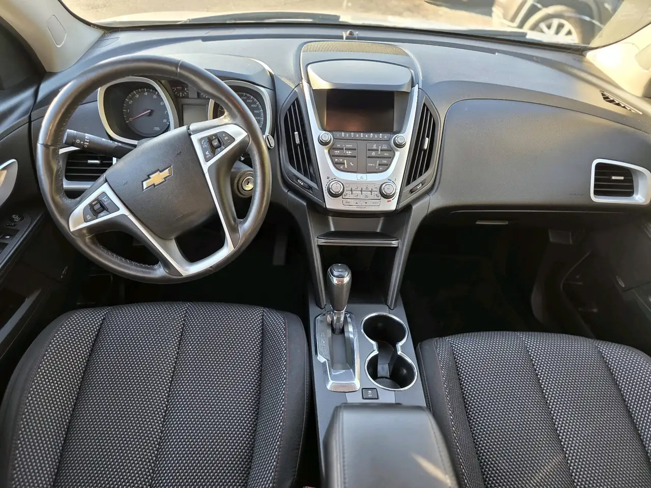 Chevrolet Equinox снимка Chevrolet Equinox