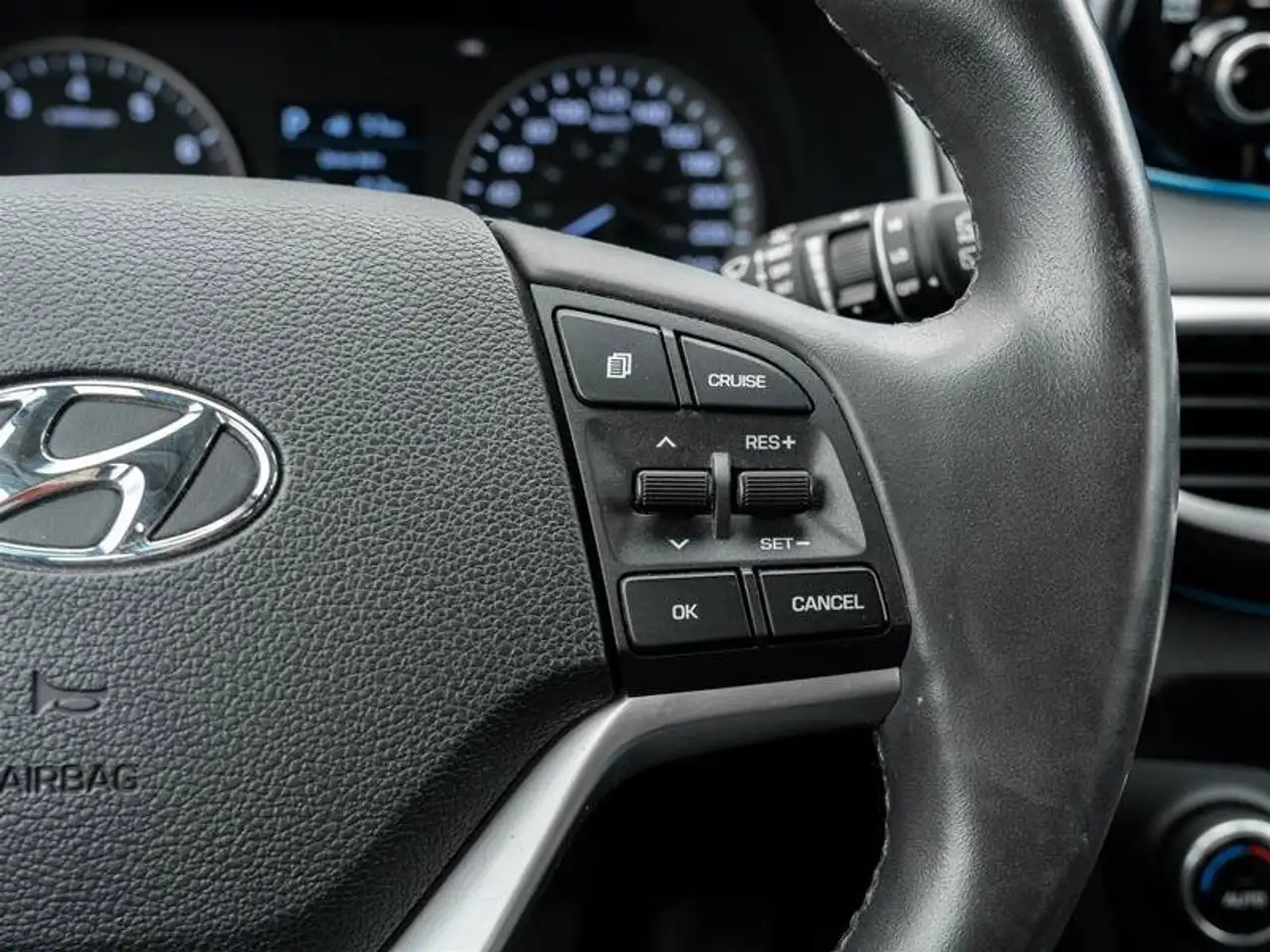 Hyundai TUCSON photo Hyundai TUCSON